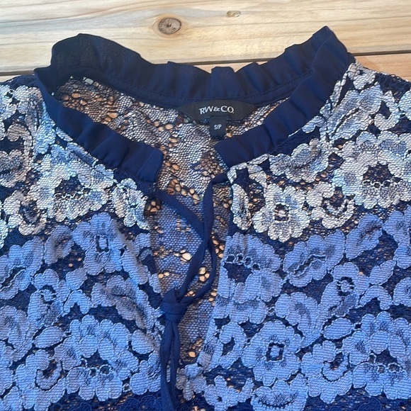 RW&CO Tunic‎ - Picture 3 of 5